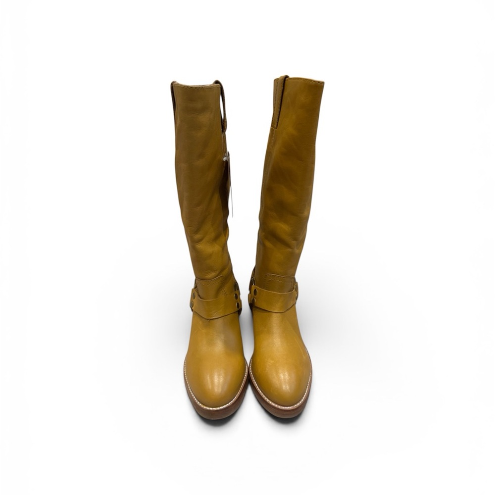 Frye Camry tall woman boot size 8